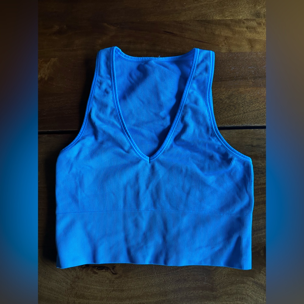 Athleta crop top